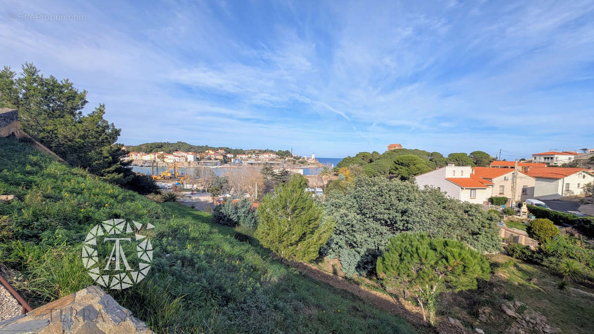 Terrain à PORT-VENDRES