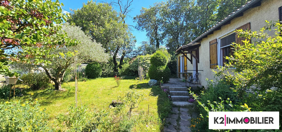 Maison à MONTBOUCHER-SUR-JABRON