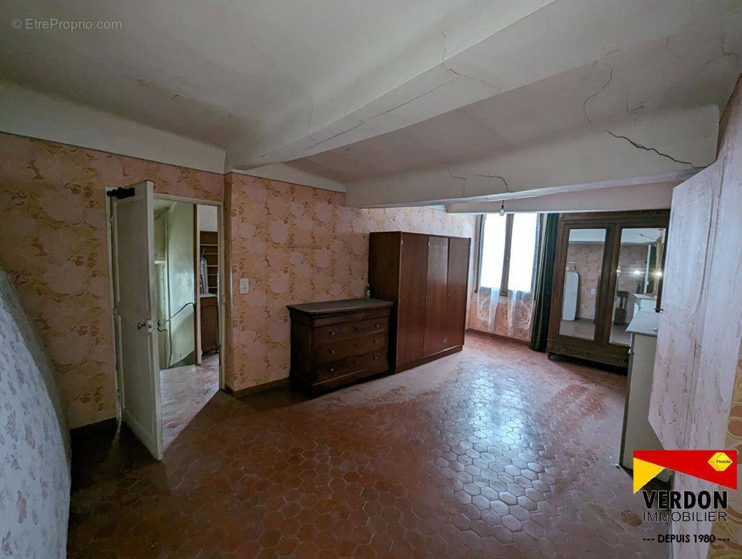 Appartement à CASTELLANE