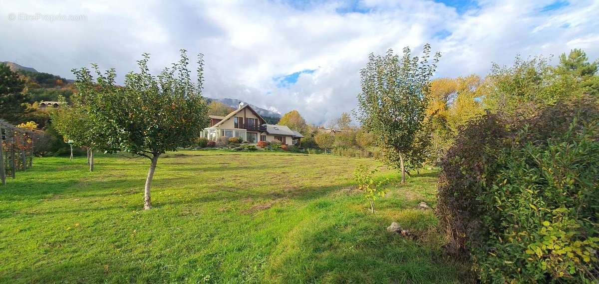 Maison à EMBRUN