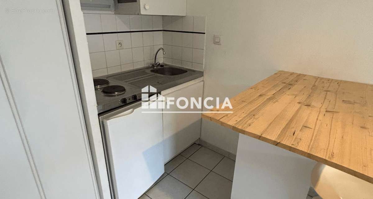 Appartement à MARSEILLE-5E