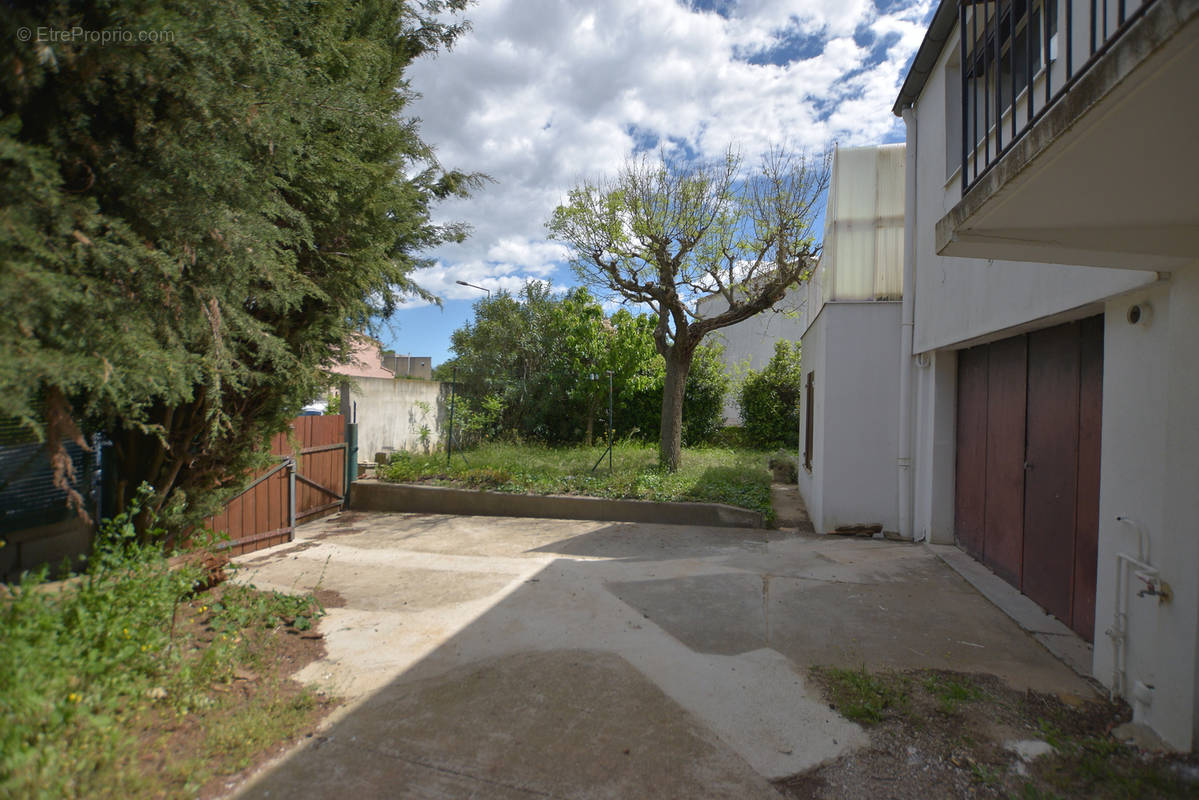 Maison à BOUILLARGUES