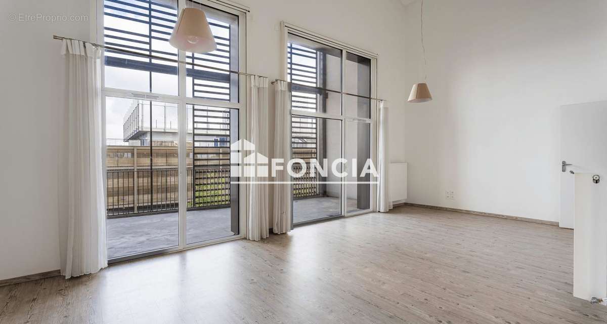 Appartement à BORDEAUX