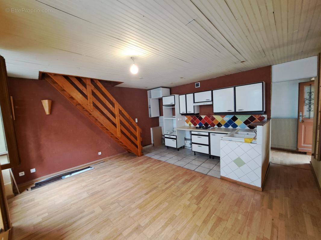 Appartement à MOIRANS