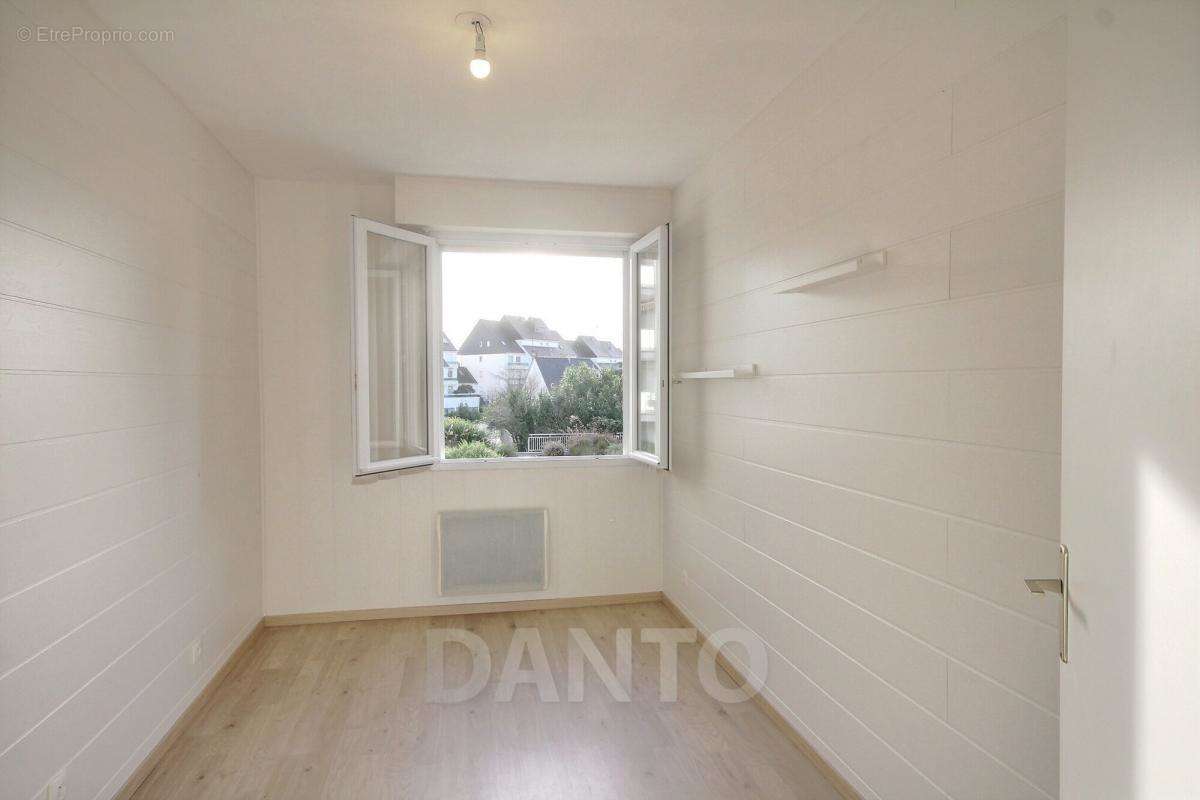 Appartement à LE POULIGUEN