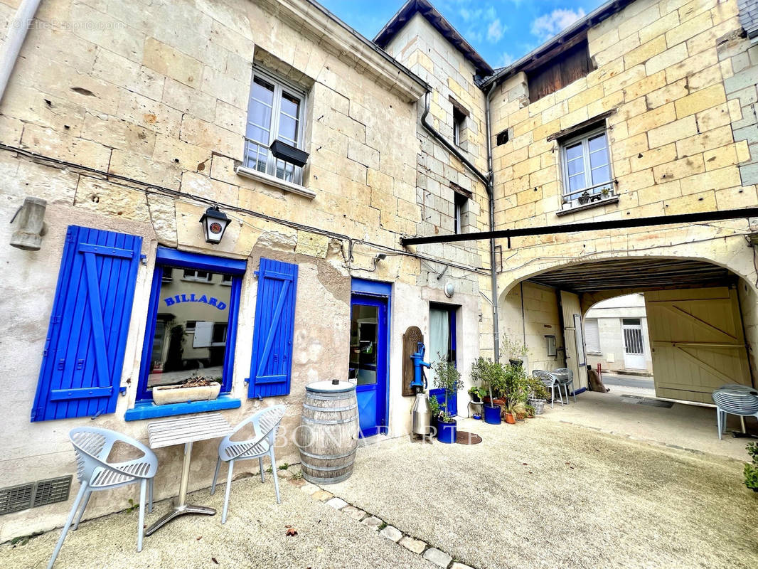 Appartement à LONGUE-JUMELLES