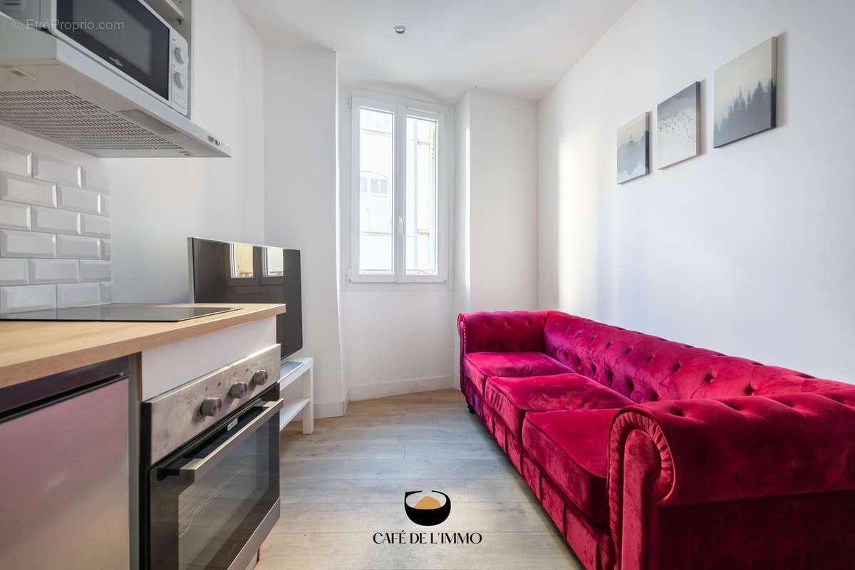 Appartement à MARSEILLE-1E