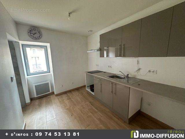 Appartement à LEZIGNAN-LA-CEBE