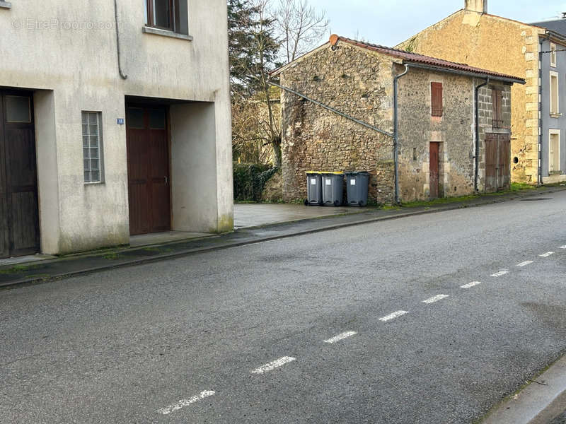 Maison à REFFANNES