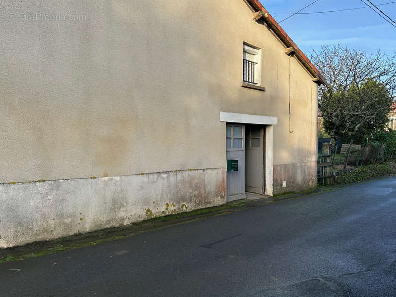 Maison à REFFANNES