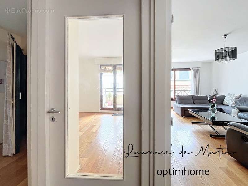 Appartement à LA GARENNE-COLOMBES