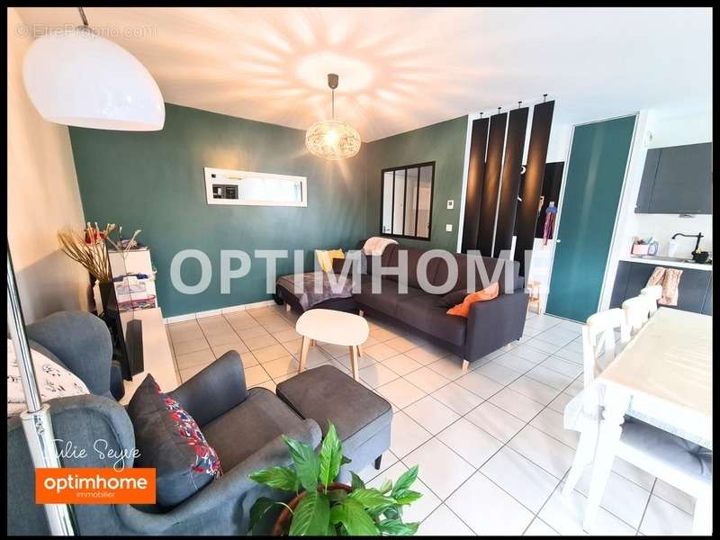 Appartement à CESSY