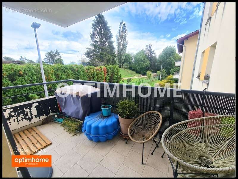 Appartement à CESSY