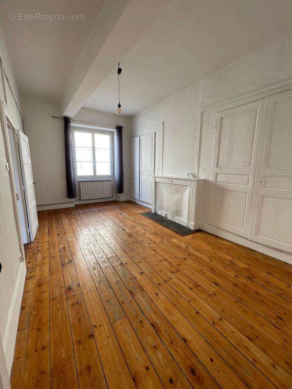 Appartement à BOURGOIN-JALLIEU