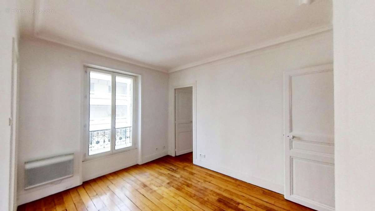 Appartement à PARIS-15E