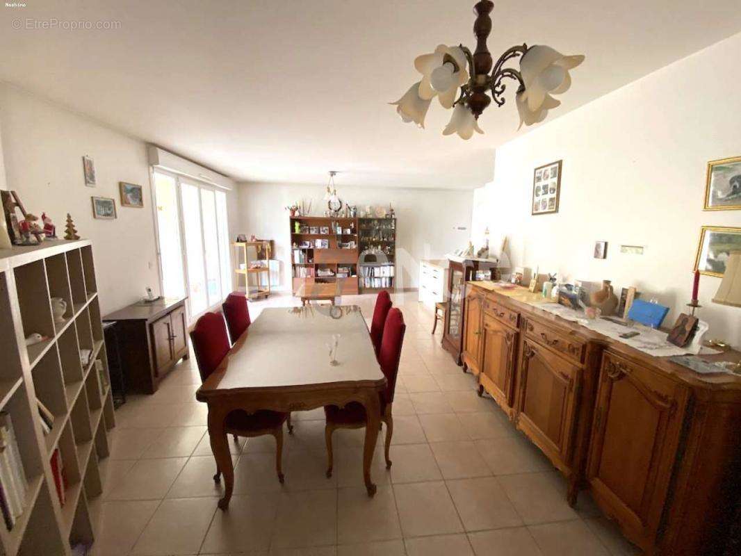 Appartement à CLAYE-SOUILLY