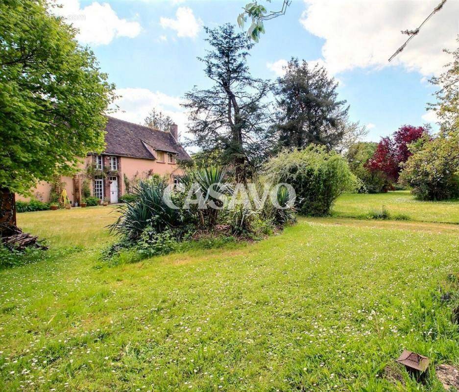 Maison à LA CHAPELLE-SUR-AVEYRON