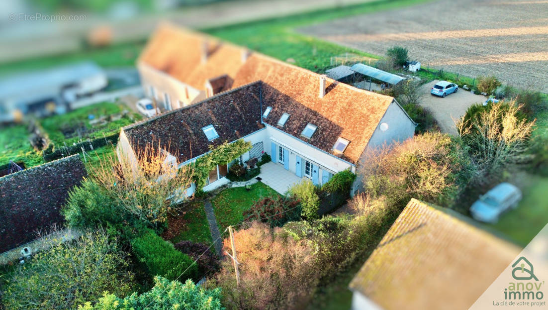 Maison à CIVRAY-DE-TOURAINE