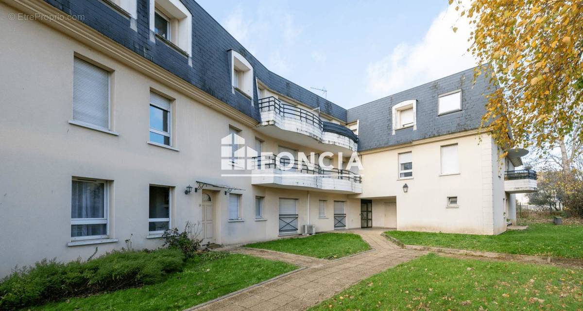 Appartement à ROISSY-EN-FRANCE