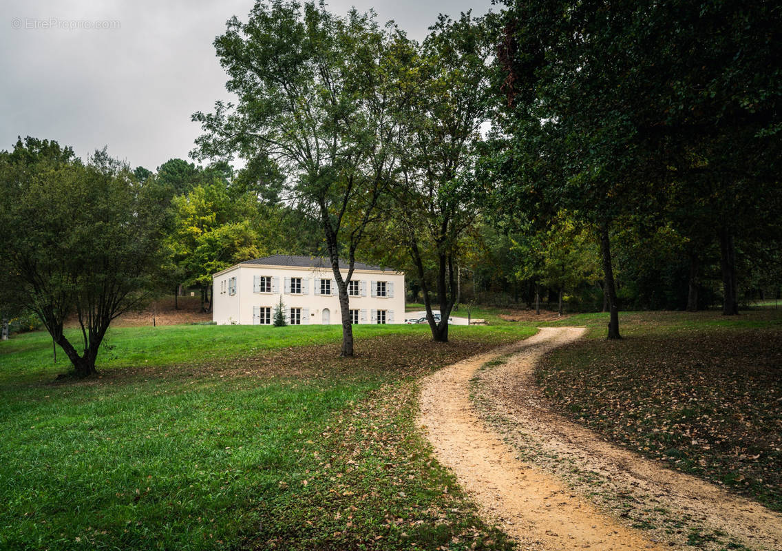 Maison à FUMEL