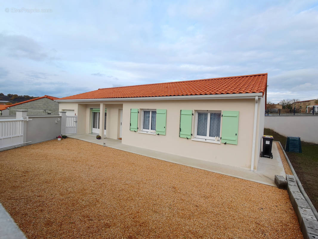 Maison à BRASSAC-LES-MINES