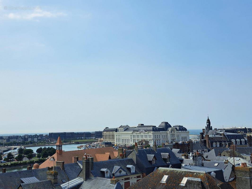 Appartement à TROUVILLE-SUR-MER