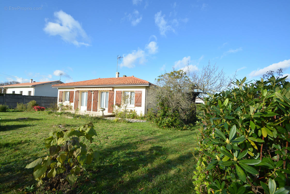 Maison à LE PORGE