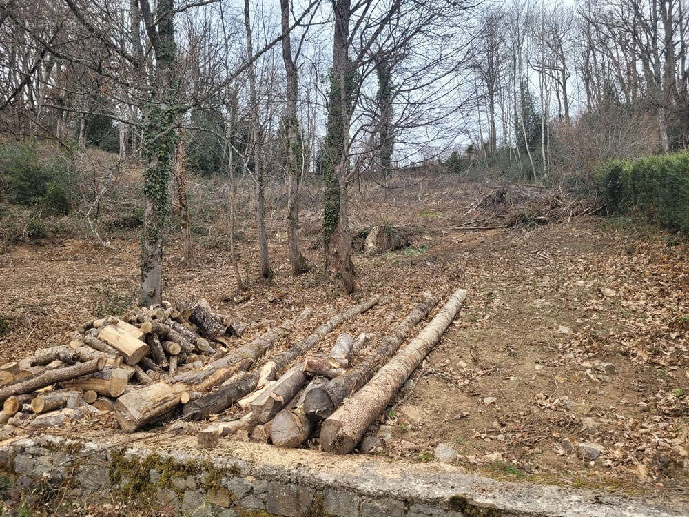 Terrain à LA BOURBOULE