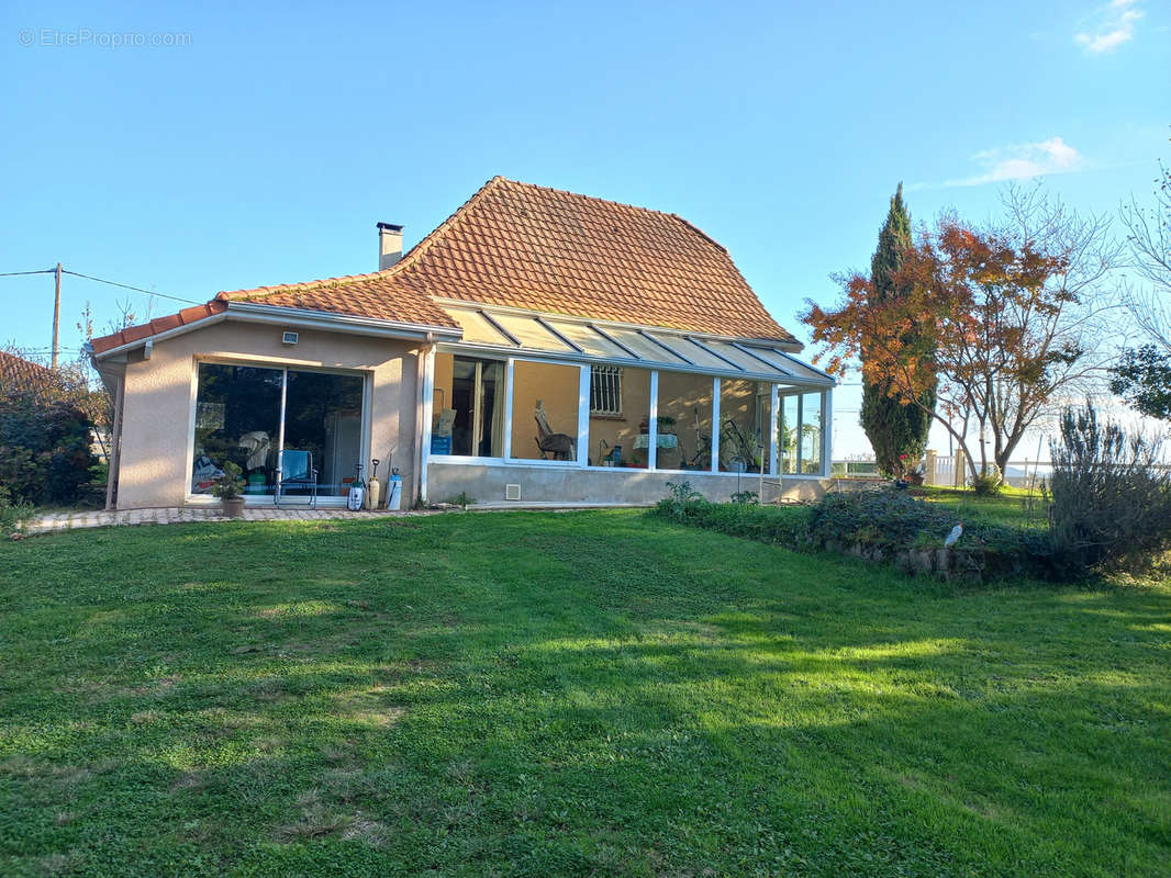 Maison à TRIE-SUR-BAISE