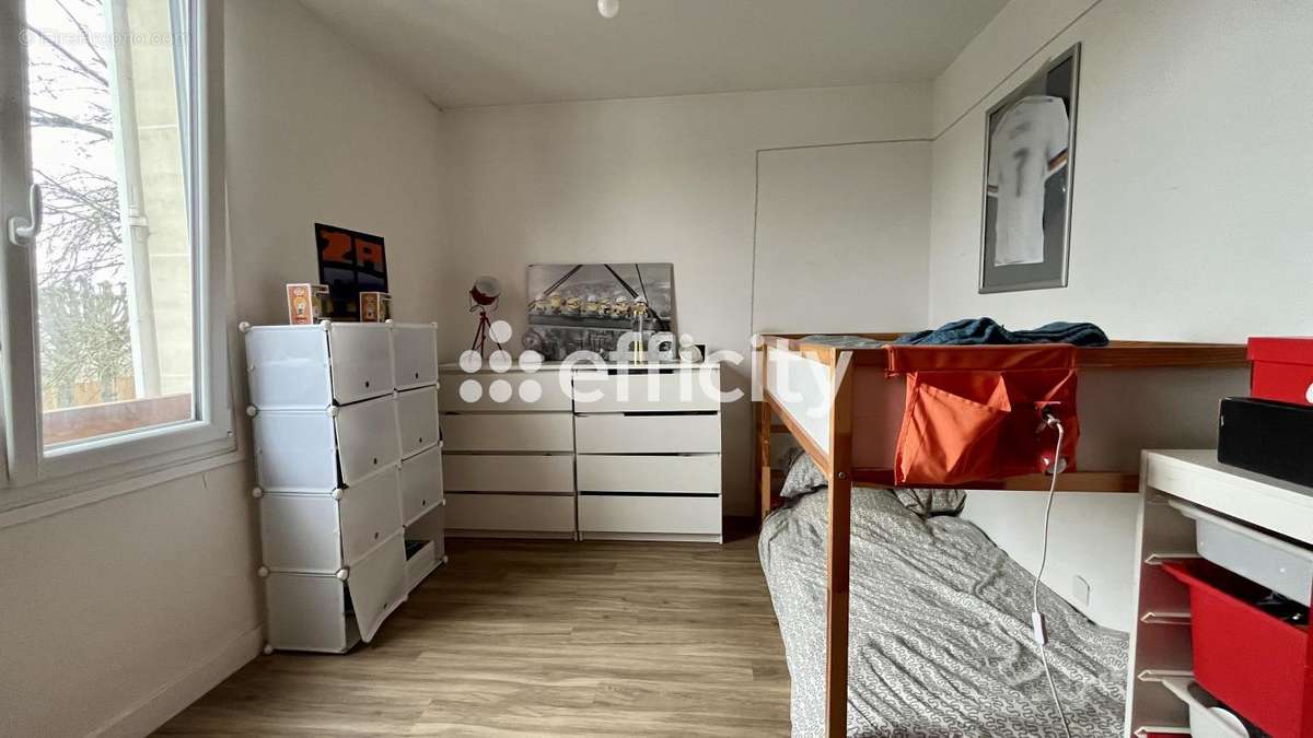 Appartement à LOUVECIENNES