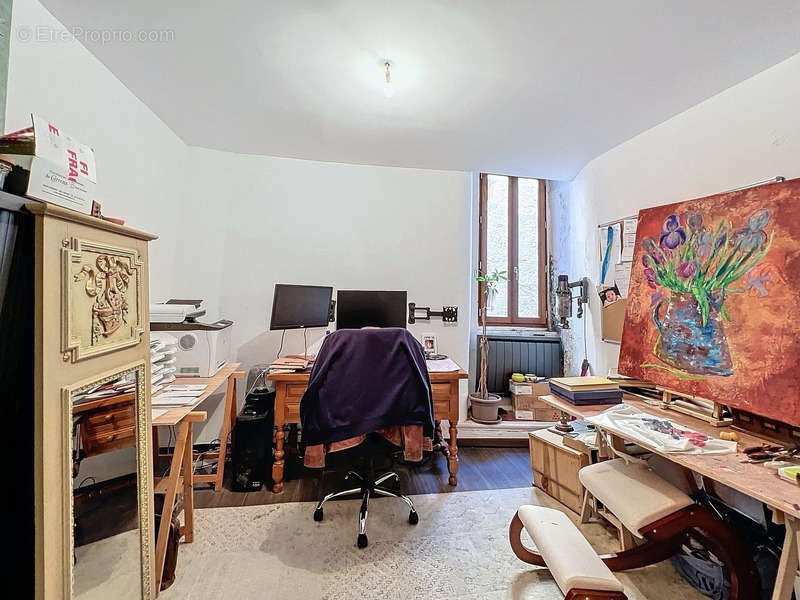 Appartement à AUPS