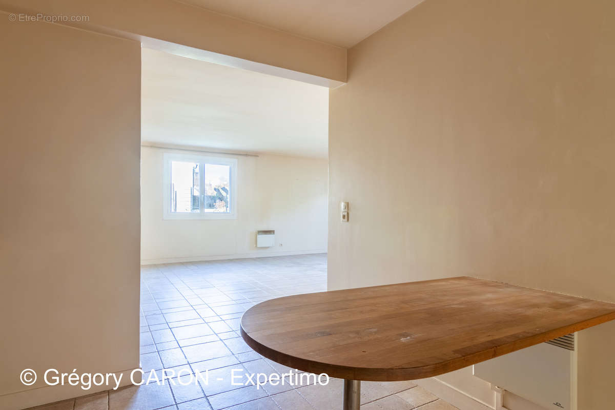 Appartement à MARGENCY