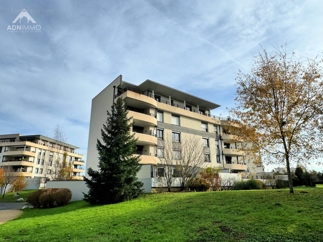 Appartement à SAINT-GENIS-POUILLY