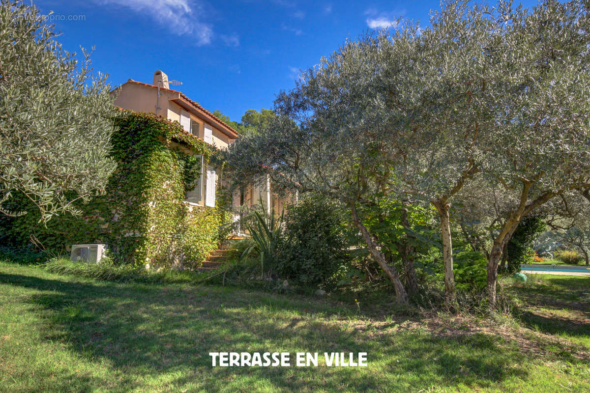 Maison à AIX-EN-PROVENCE