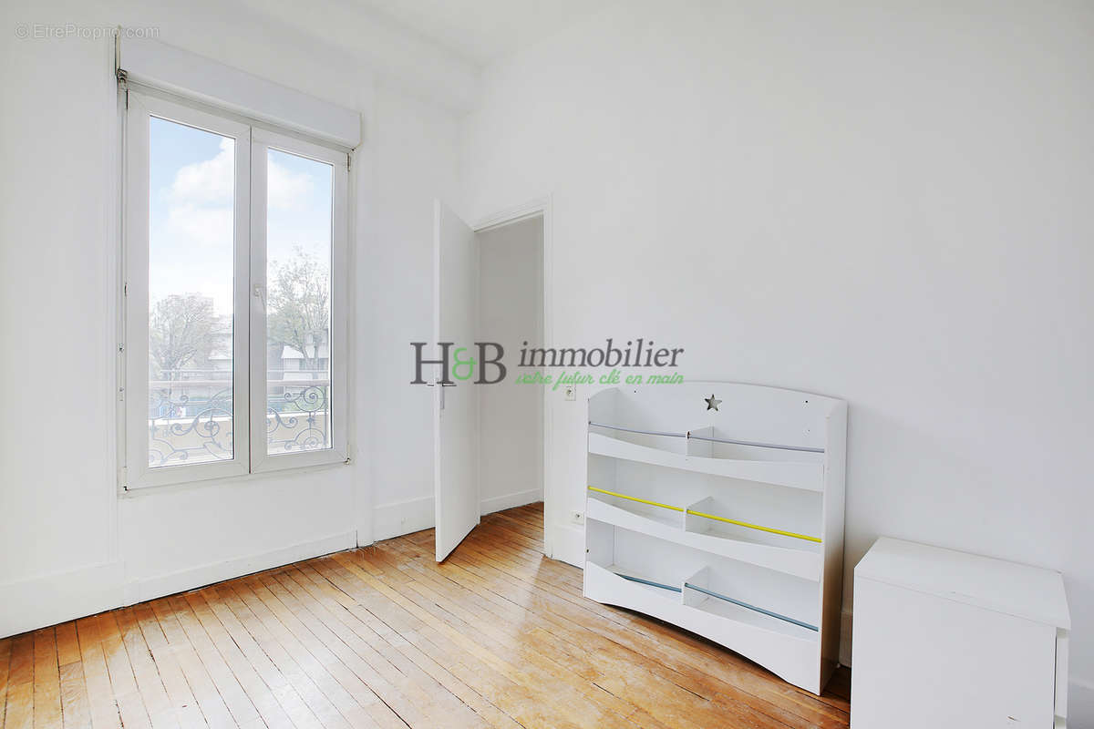 Appartement à IVRY-SUR-SEINE