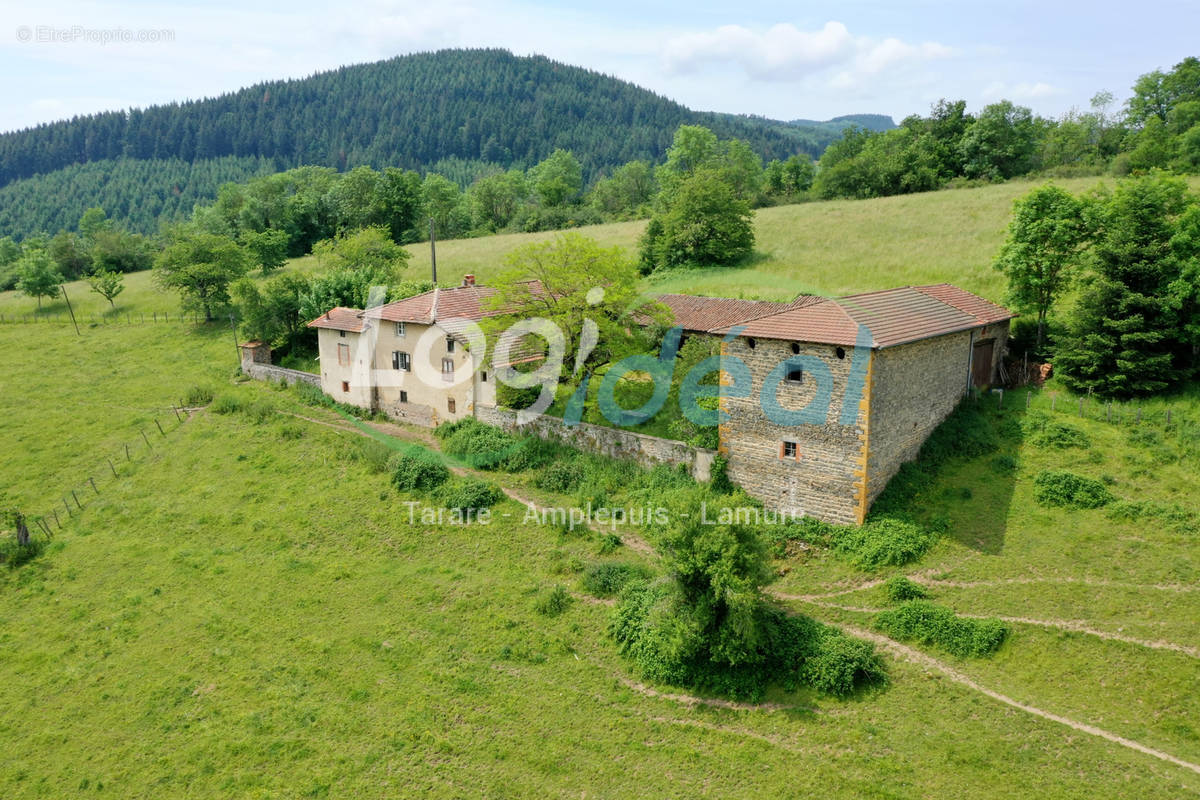 Maison à JOUX