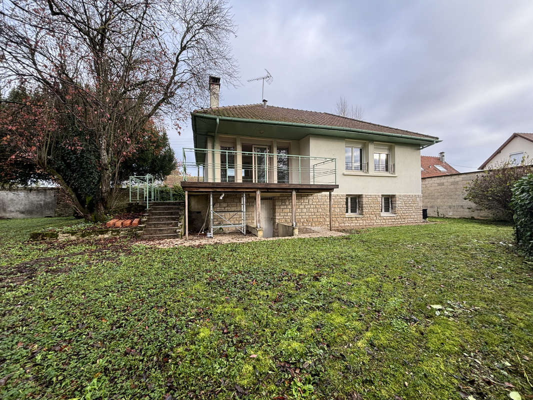 Maison à CHATILLON-SUR-SEINE