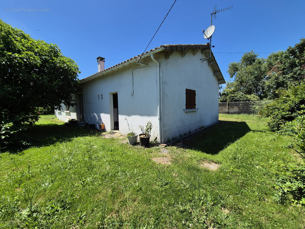 Maison à CHANIERS