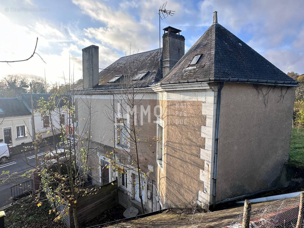 Maison à VOUVRAY-SUR-LOIR