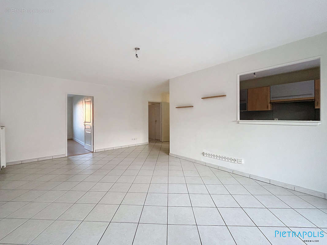 Appartement à LYON-9E