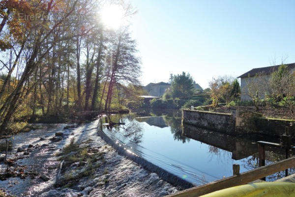 RIVER - Maison à VOUTHON