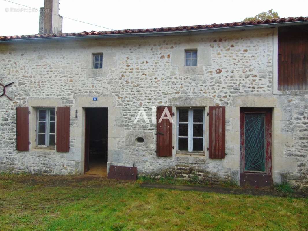 Maison à LE BOUCHAGE