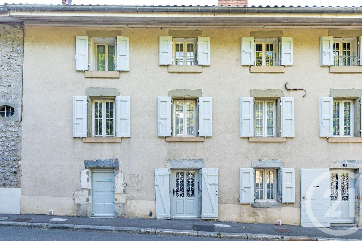 Appartement à LA TRONCHE