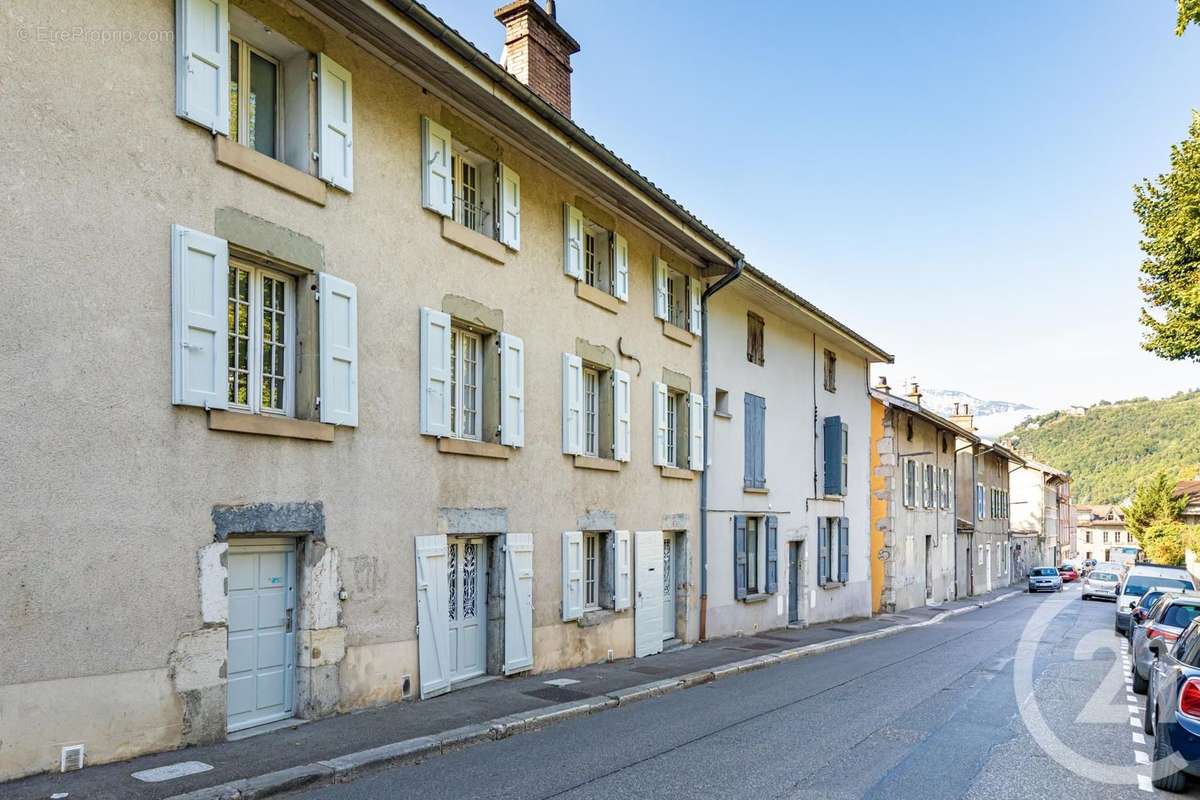 Appartement à LA TRONCHE