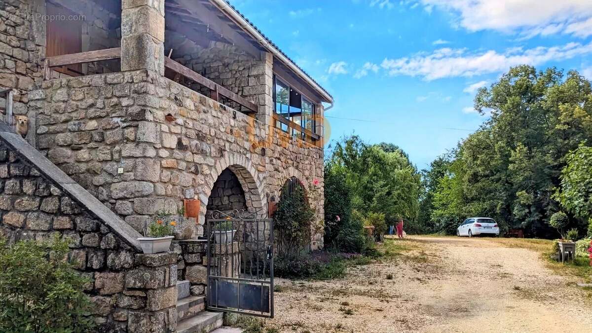 Maison à ROSIERES