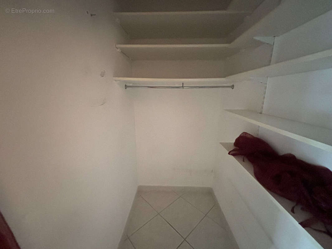 Appartement à MARSEILLE-13E