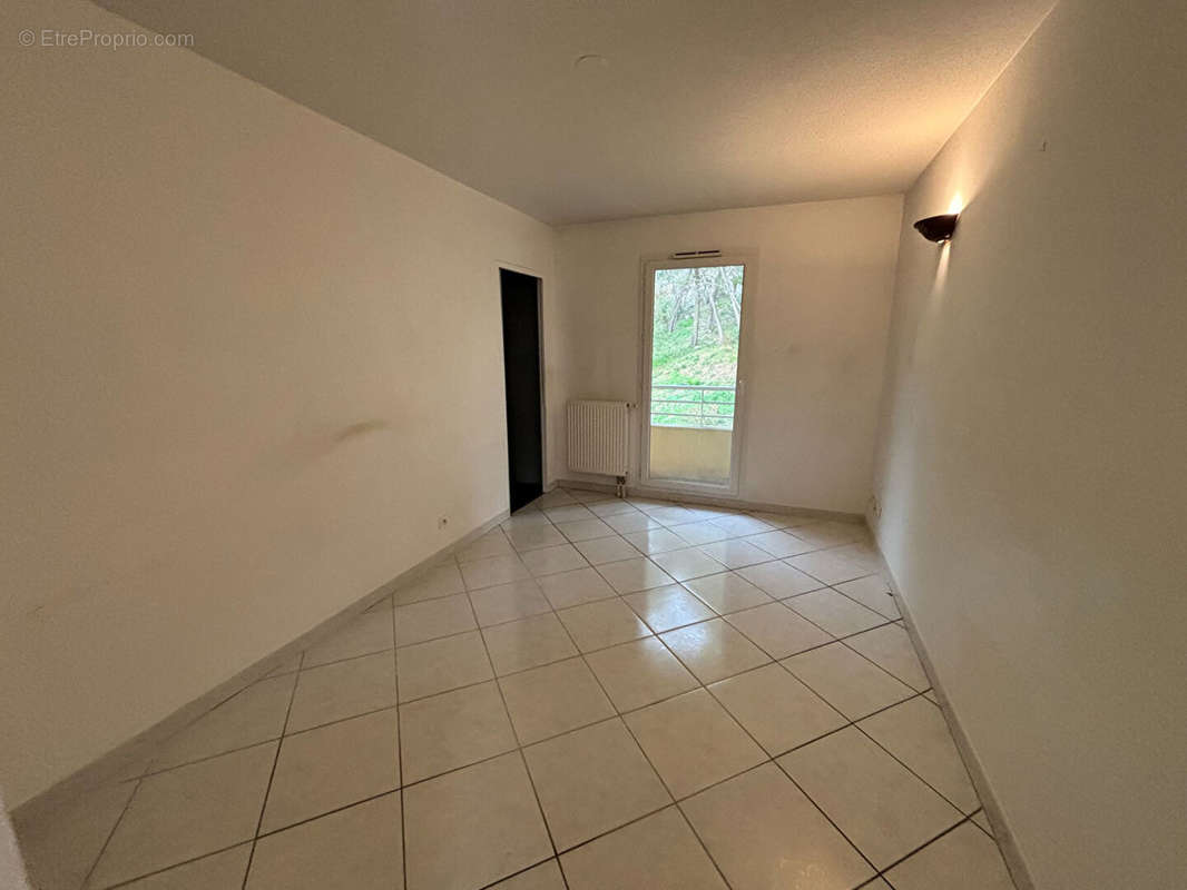 Appartement à MARSEILLE-13E