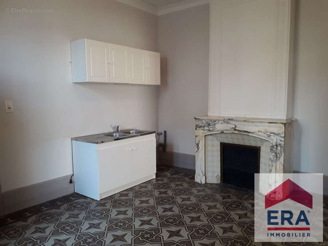 Appartement à BOURG-SAINT-ANDEOL