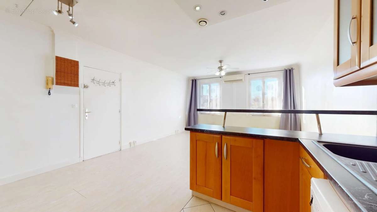 Appartement à CLICHY-SOUS-BOIS