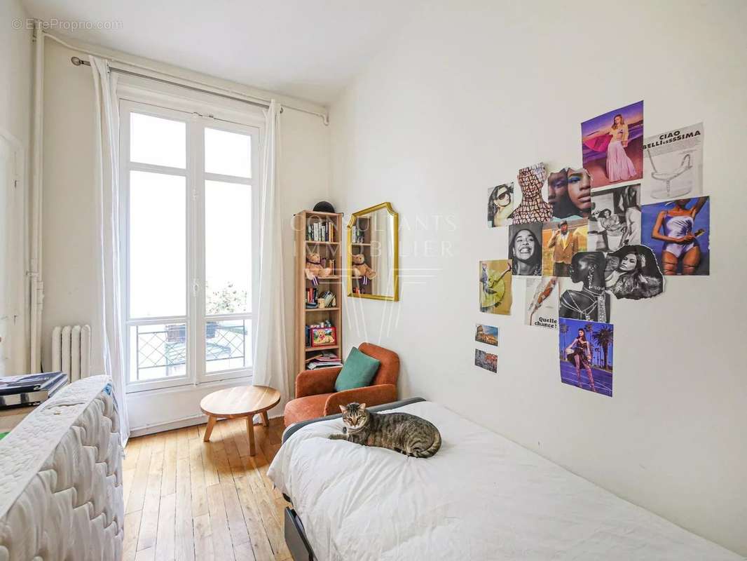 Appartement à PARIS-8E